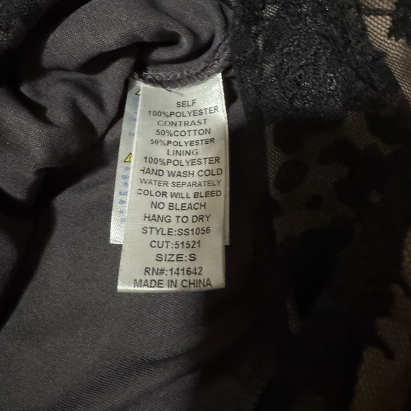 She + Sky Gray & Black Animal Print Lace Trim Cami Top | Size S - Picture 4 of 4